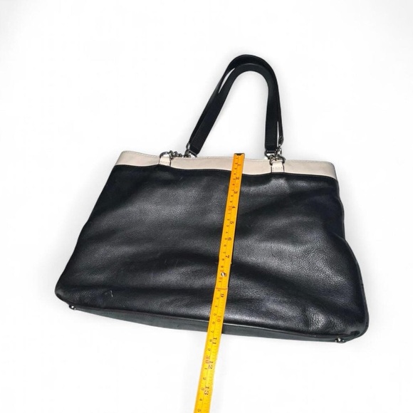 Kate Spade Black and Cream Leather Tote Bag with Bow - Picture 4 of 7